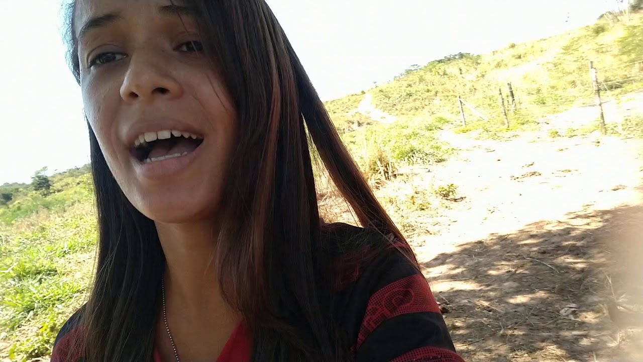 Cover Só quem tem Raiz da Sarah Farias ♥️ #FazendaAndrade ...