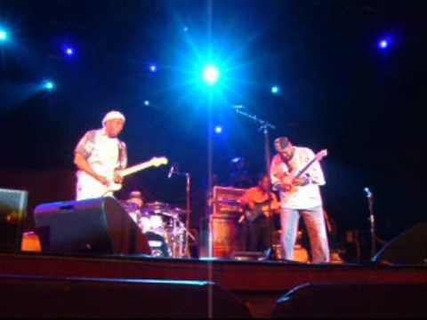 Buddy Guy - Hoochie Coochie Man - with Ric Hall - August 2, 2008