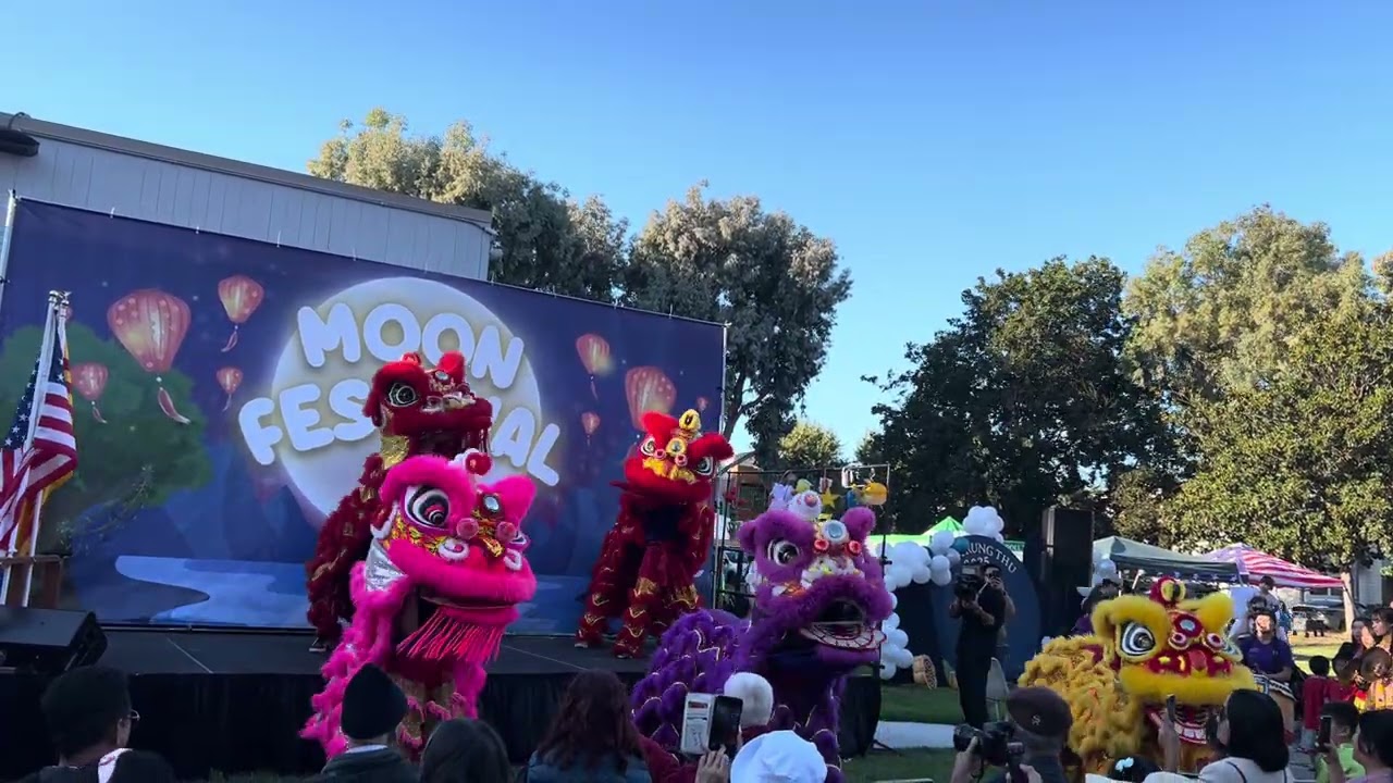 Vovinam San Jose múa lân cho Tết Trung Thu 