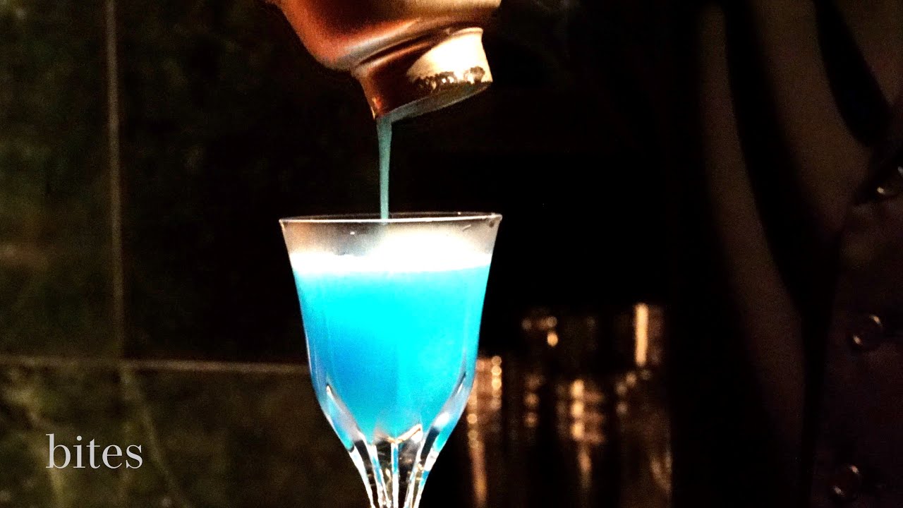 Sky Diving / スカイダイビング | Bar 石の華 -BAR ISHINOHANA-