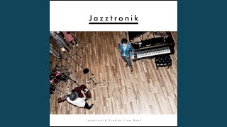 Video thumbnail of "Jazztronik - Voyage"