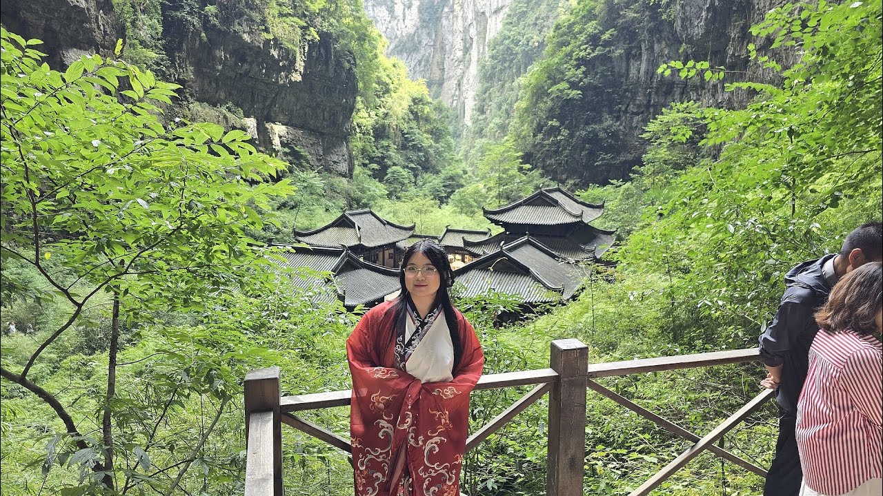 Fenghuang, Zhangjiajie, Wulong and Chongqing - Chapter18 The magnificent 3 Natural Bridges of Wulong