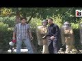 نسيو علبة عالكرسي وسببوا أزمة بالبلد ـ شوفو الشرطة شو عملت مفكرينها قنبلة ـ مرايا