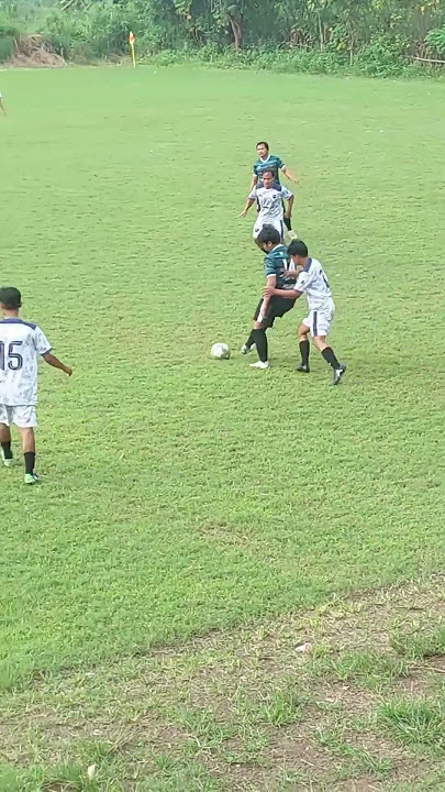 Skil oper bola dengan tumit #video #viralvideo #shorts #shortvideo #sports #football #quotes