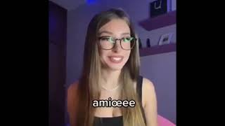 Ragazza Parla Solo In Corsivo E Insegna A Tutti Come Fare A Parlare Così