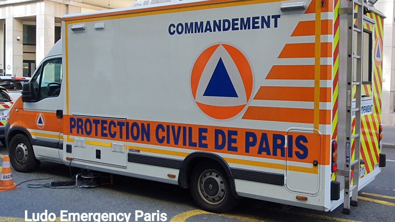 Protection Civile Paris Seine ambulances  en urgence Compilation civil protection ambulances