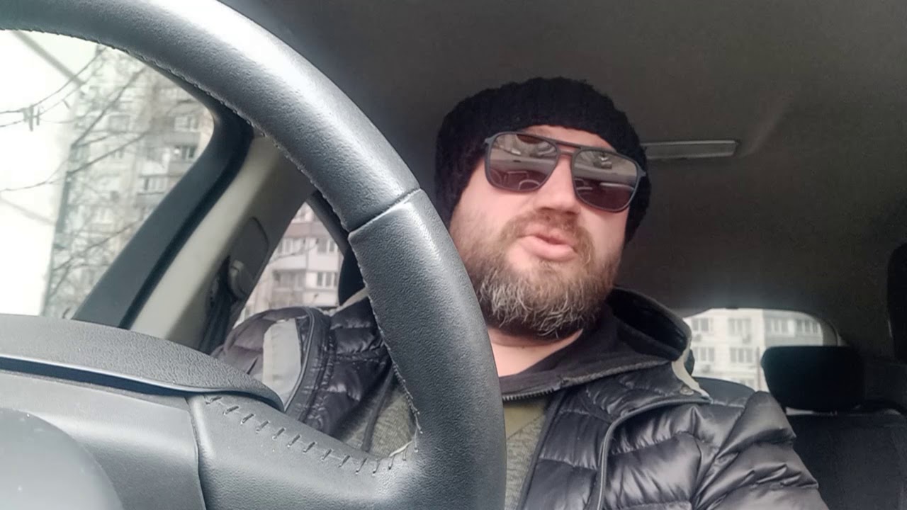 Таксисту подарили машину Таксисту подарили машину
