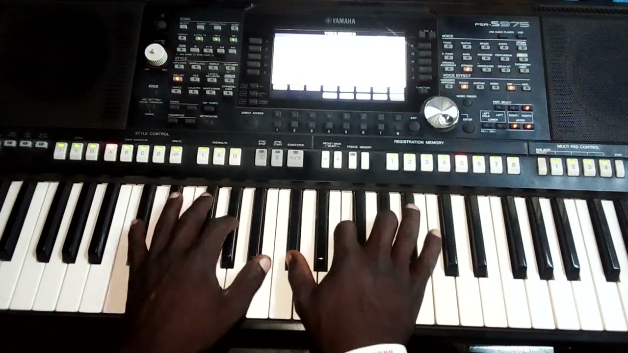 Oceans spirit lead me where my trust is without borders piano melody