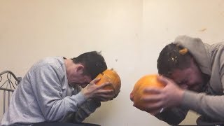 SMASHING PUMPKINS IN HALF WITH ARE HEAD (HALLOWEEN SPECIAL)