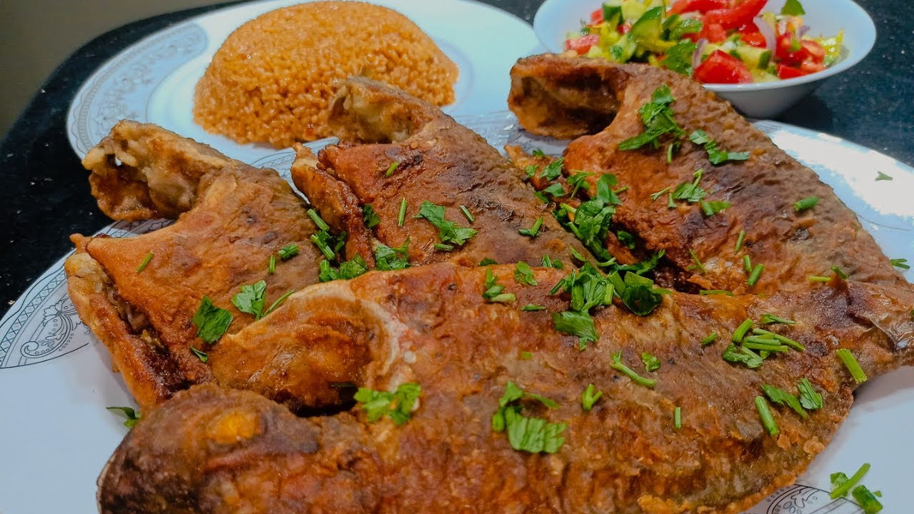 طريقتي في عمل السمك البلطي المقلي ةالارز الصياديه واحلي سلطه لا يمكن اغيرها