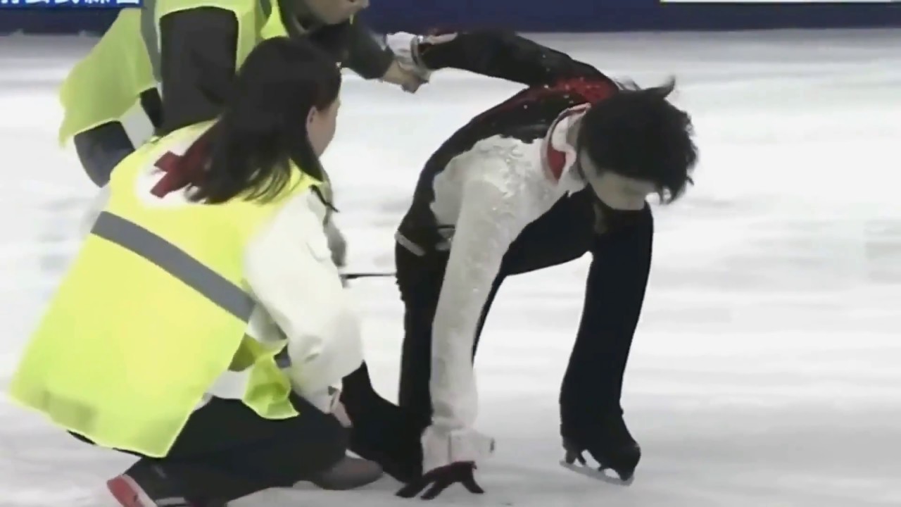 Worst of Figure Skating Couple Falls