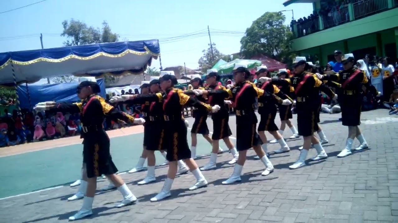 VIDEO JADUL | PENAMPILAN PASKIBRA SAKURA SMKN 1 KEDAWUNG DI LKBB SAMUDRA 2015