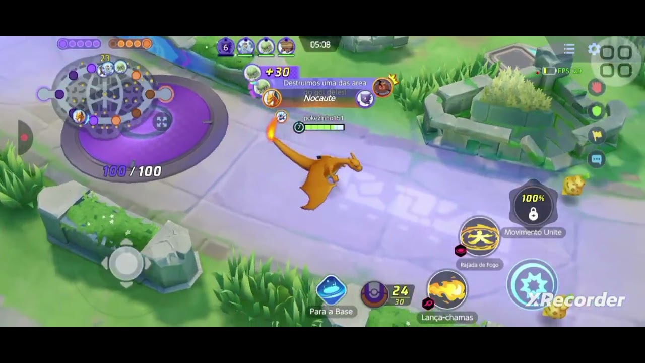 jogando pokemon unite