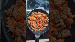 Мой любимый гуляш из говядины #рецепт #гуляш #гуляшизговядины