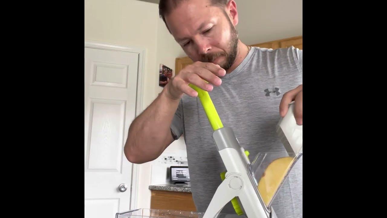 Demonstrating the Pampered Chef Mandolin. How quickly and easily does