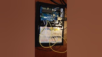 Blinking Multiple LED lights in Arduino