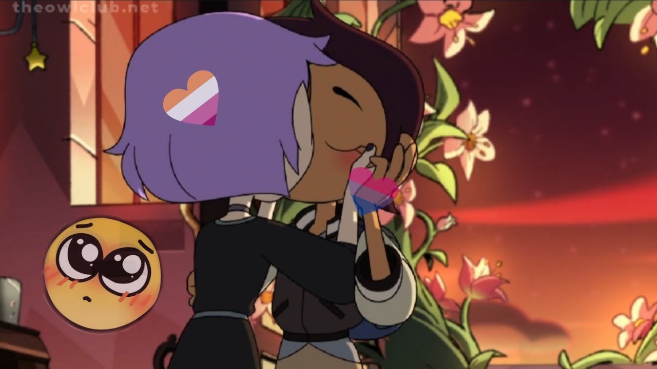 Luz and Amity's first kiss in slow motion. - YouTube