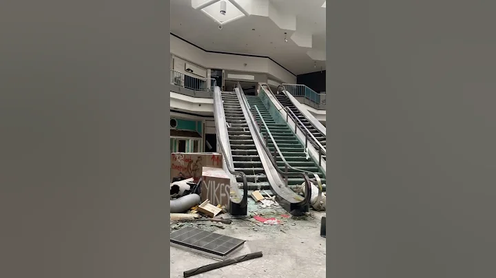 The abandoned Northridge Mall in Milwaukee, Wisconsin #wisconsin #milwaukee #abandoned #deadmall