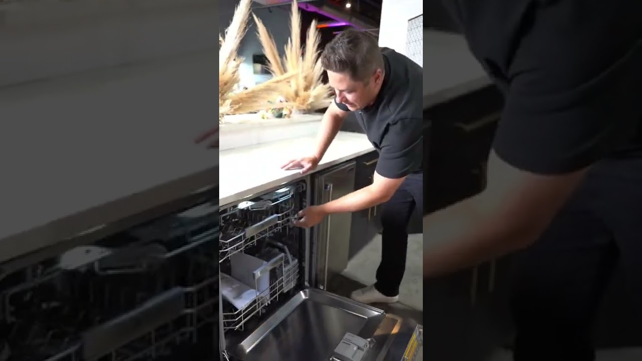 Check out this premium dishwasher by Hestan! 