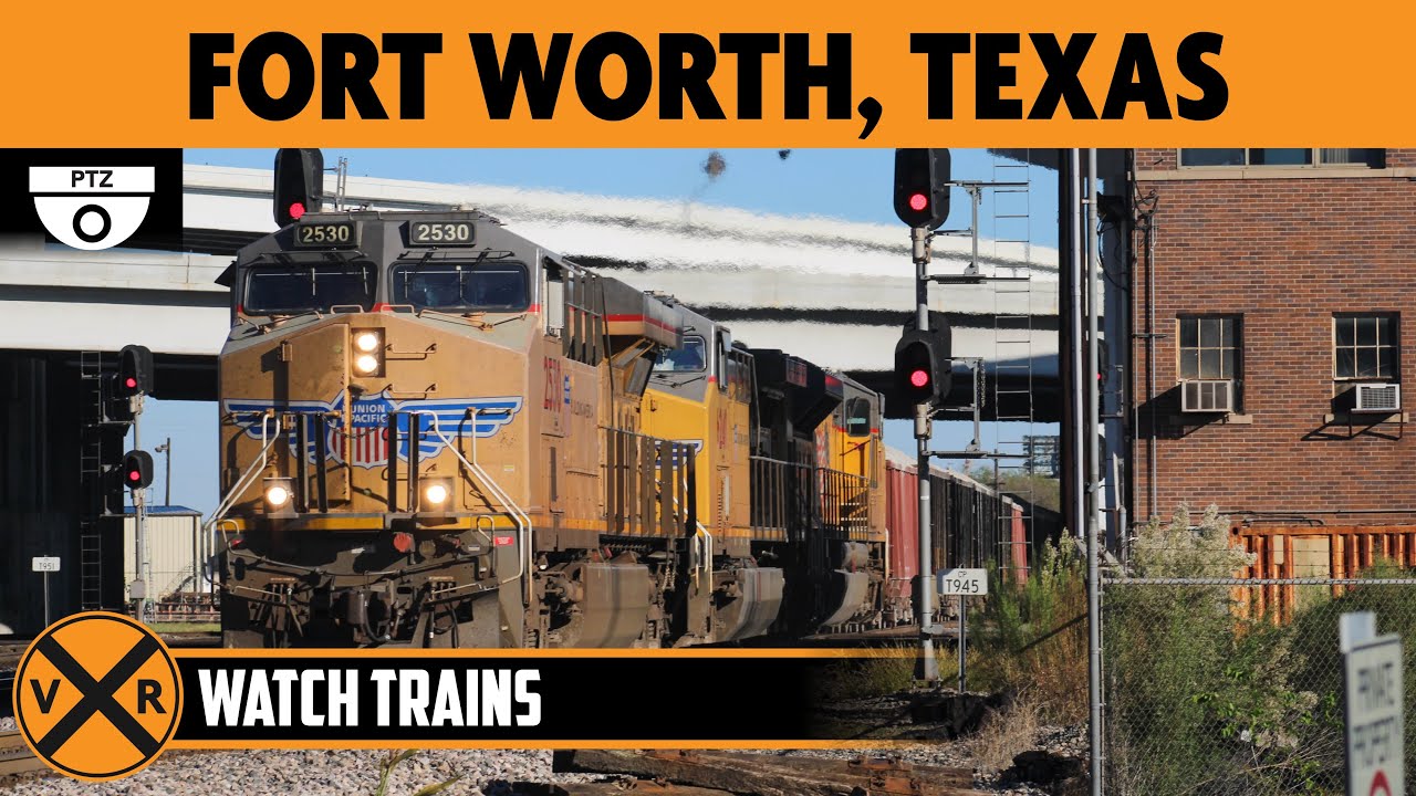 Tower 55 in Fort Worth, Texas, USA | LIVE Train Camera (PTZ)