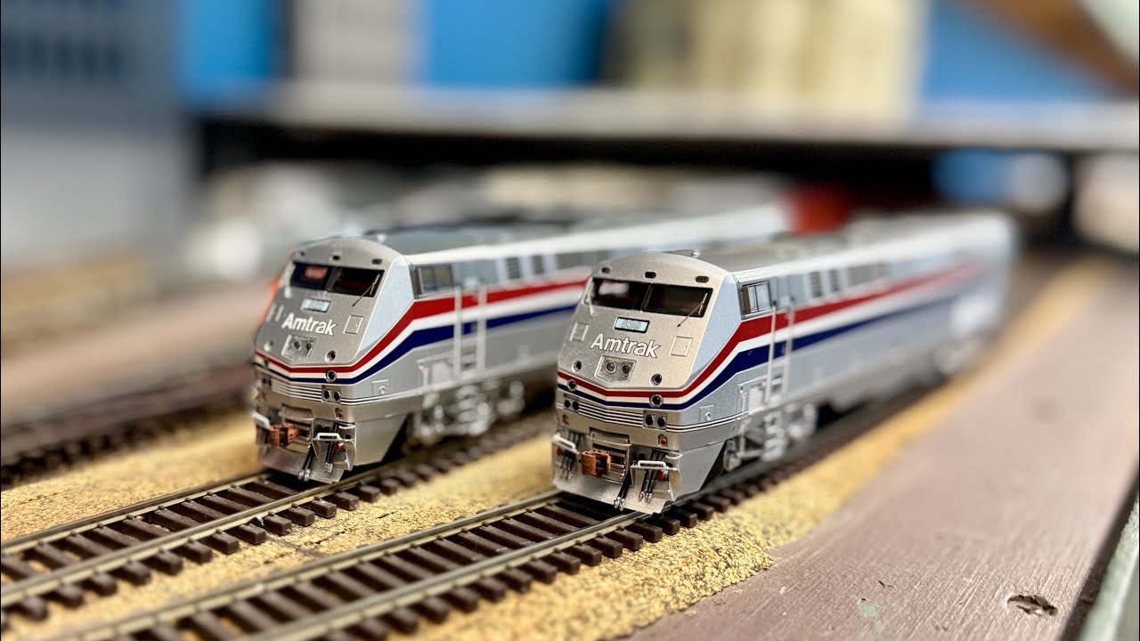 Amtrak P40DC phase 3 #822 Athearn Genesis unboxing 