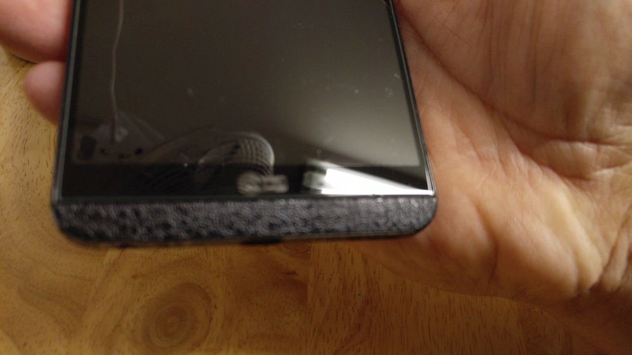 Screen protector Chipped but SuperShIeldz got my back YouTube