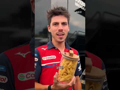How many penne are inside the jar? 🍝🤌