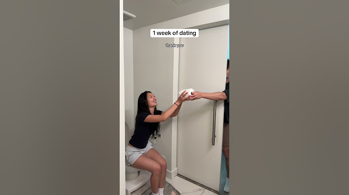 1 week of dating vs 1 year of dating 😂 #couple #couplecomedy #shorts