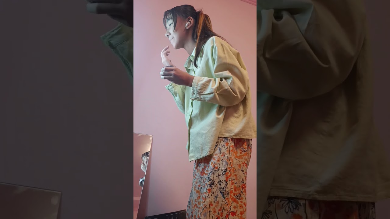 Yigitlar VKda janjallashmoqda Qizlar it uslubida onanizm bilan shugullanishadi