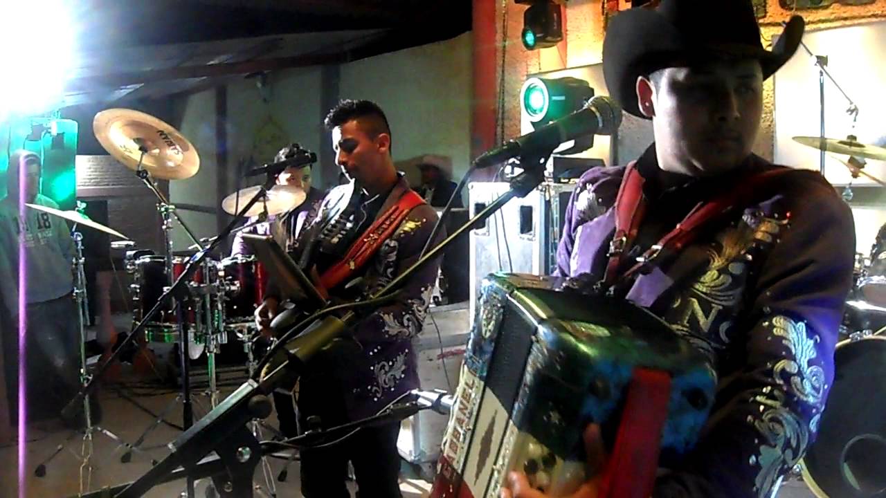 Tony Colorado Y Sus Briagos Norteño Banda, 