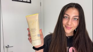Beekman1802 Milk Scrub Exfoliating Cleanser - Review