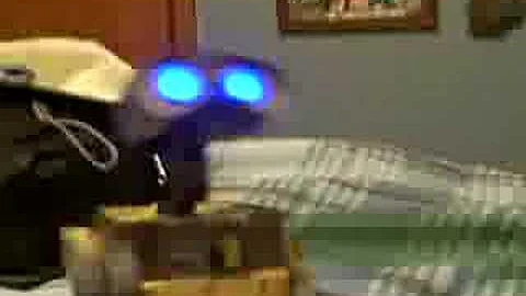 Wall E Dancing