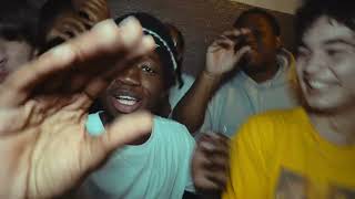 Lunzaa - La Vaisselle Clip Shot By Saline