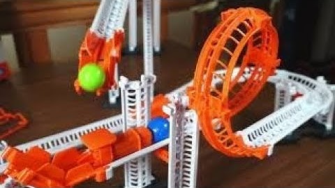 Action & Reaction Starter Set by Clementoni - Why?!? #marblerun #toyreview