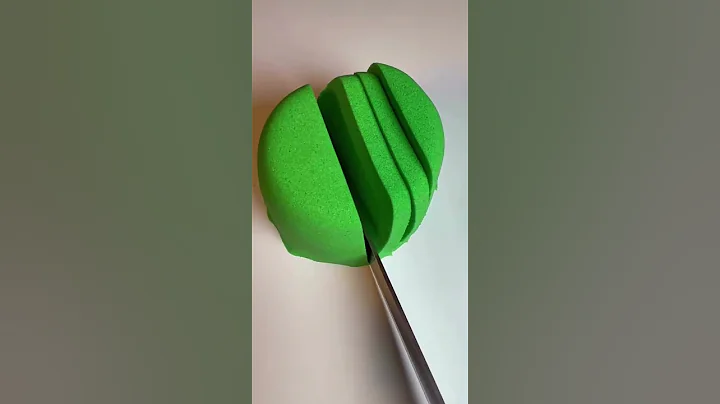 #reverse #video #kineticsand #asmr #satisfying #relaxing #green #color #sand #cutting #shorts