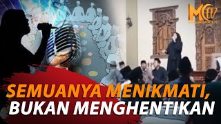 Nyanyi Dangdut di Tengah Pengajian
