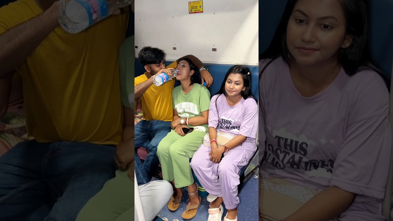 Couple-দের সাথে ট্রেন জার্নি যেমন হয় 😢 #viralvideos #akhikiduniya #trendingshorts #funnyshorts