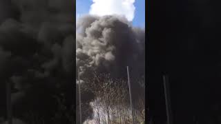 Fire be side my school/Det brinner brevid min skola