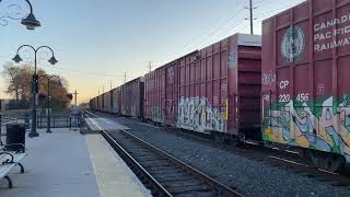 WPBU-20 NB Florence Lite Rail Station with NS 3044 leading plus 11 cars for IP