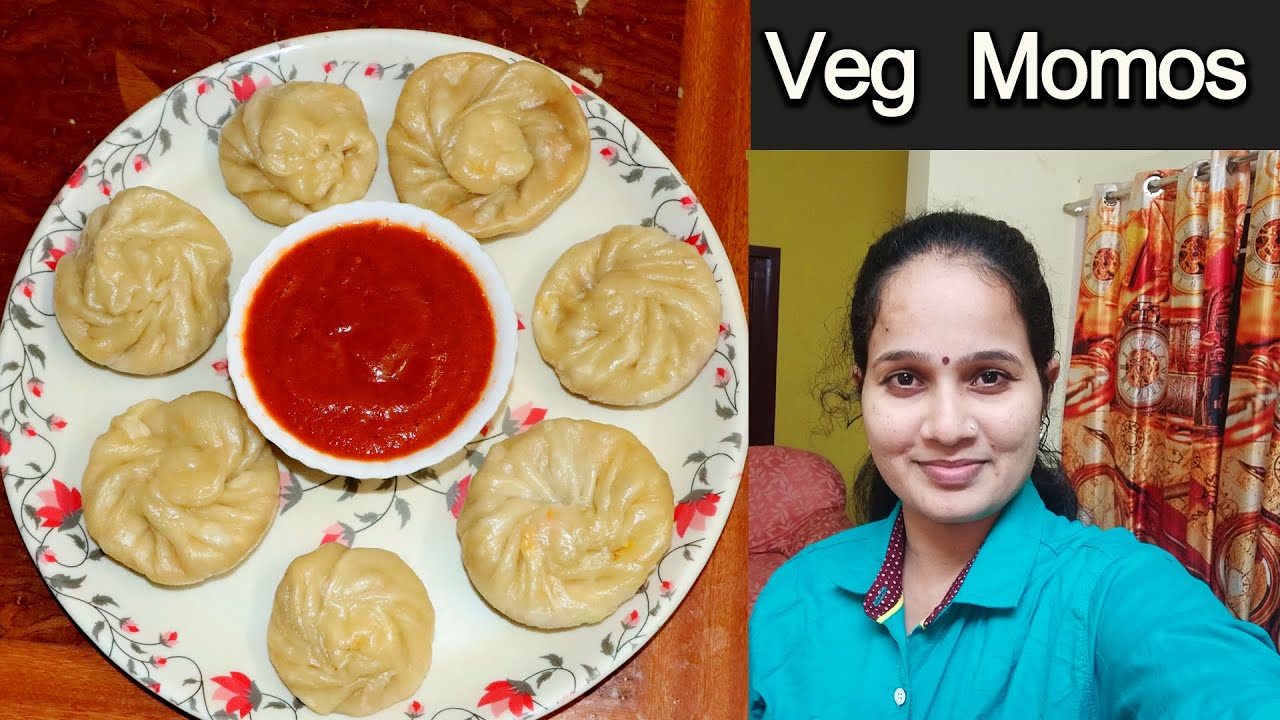 Veg Momos with Momos Chutney Recipe/வெஜ் மோமோஸ் How to Make Momos and
