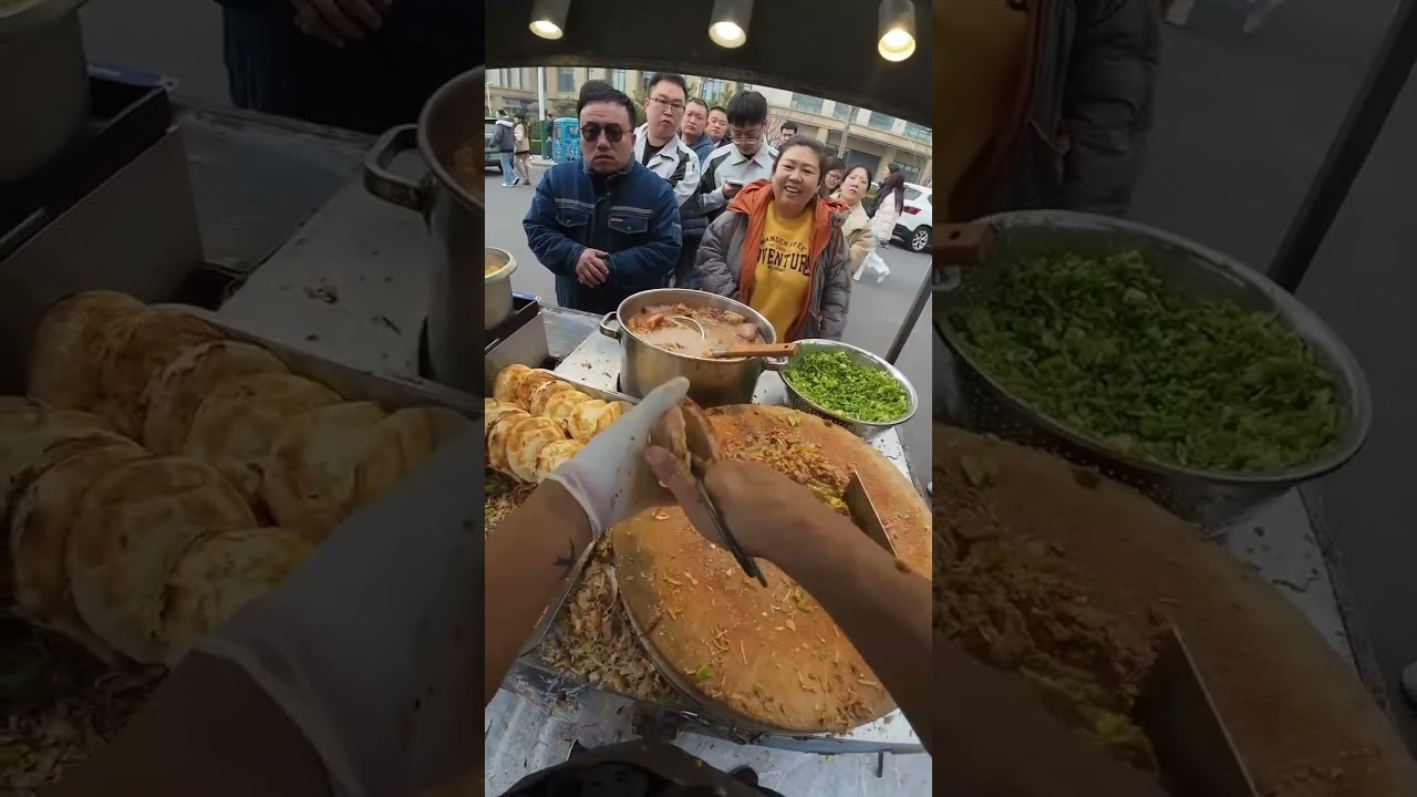 Delicious Chinese Pork Burgers With Plenty Of Braised Pork, Super Affordable