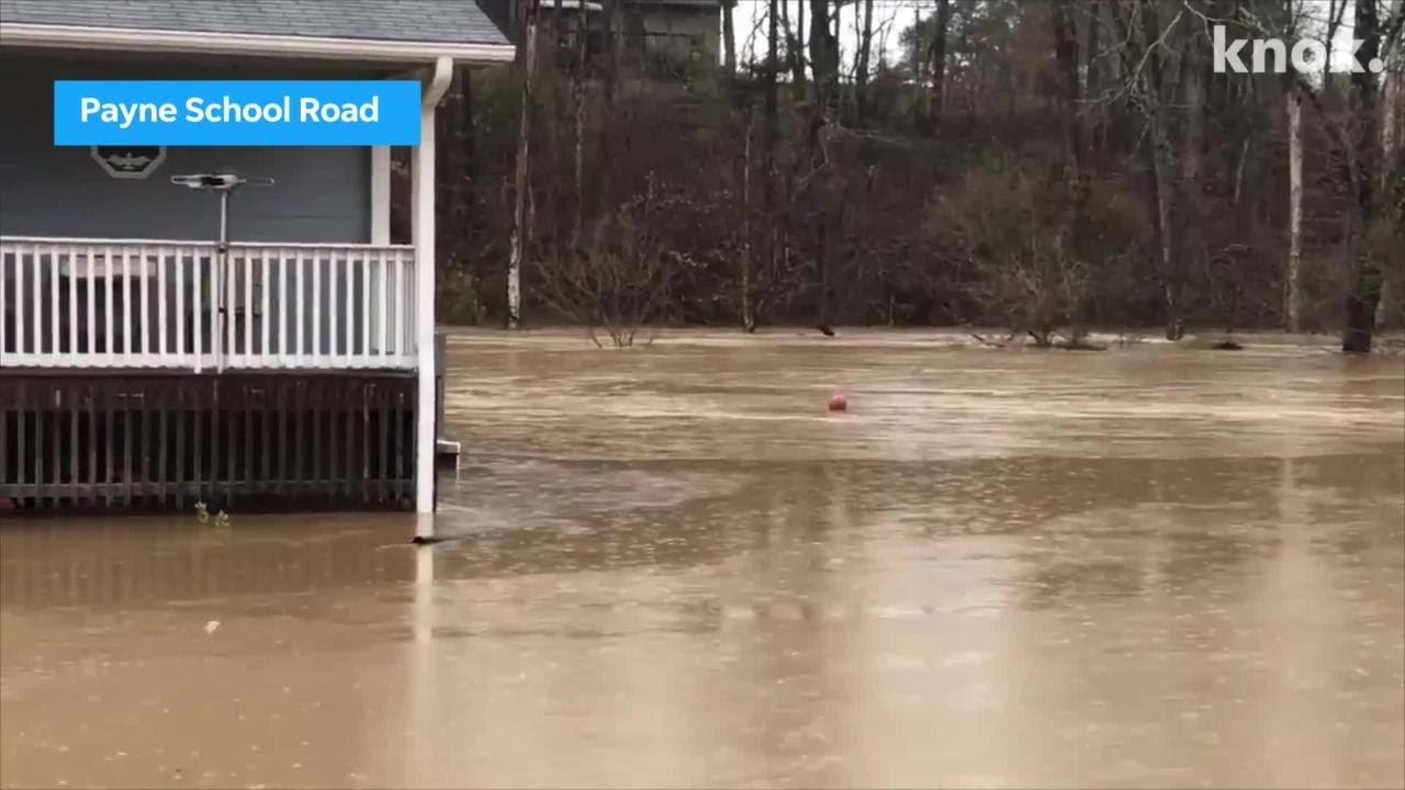 Flooding in East Tennessee Dangerous road conditions in Sevierville