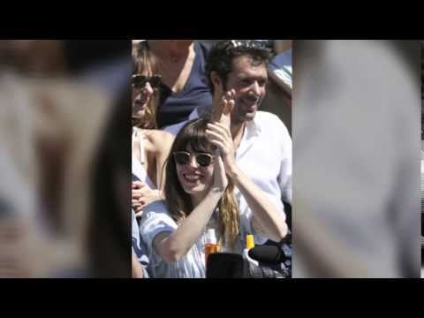 Lou Doillon: Jane Birkin était "soumise" à Serge Gainsbourg