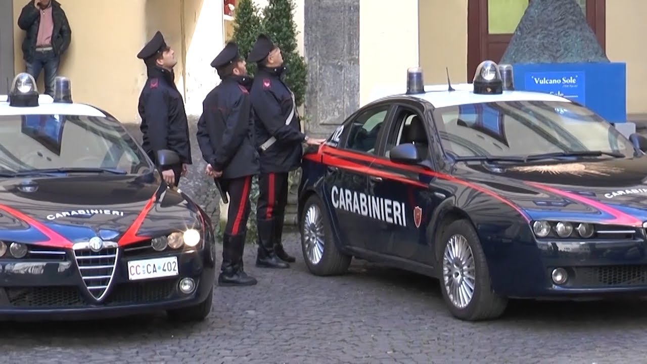 Spaccio ad Ercolano: intera famiglia nei guai nonostante l’avviso social