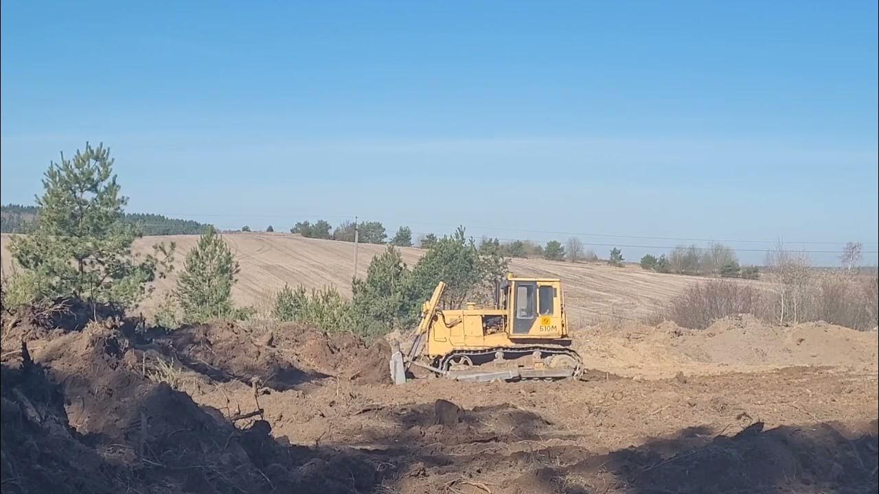 Перемещенные грунты. Разработка грунтов бульдозерами. Разравнивание песка бульдозером. Уплотнение откосов насыпи. Перемещенные грунты.