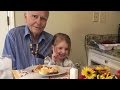 4-Year-Old Girl Celebrates Thanksgiving Dinner With Widowed 82-Year-Old Bestie