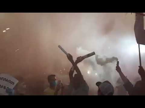 აქციაზე ჰიმნი იმღერეს