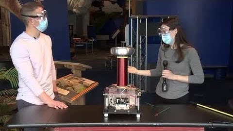 Science Sunday: Experimenting with a Tesla coil
