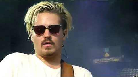 Milky Chance "Stolen Dance" (Live at Mempho Music Festival 10-06-2018 Memphis TN)