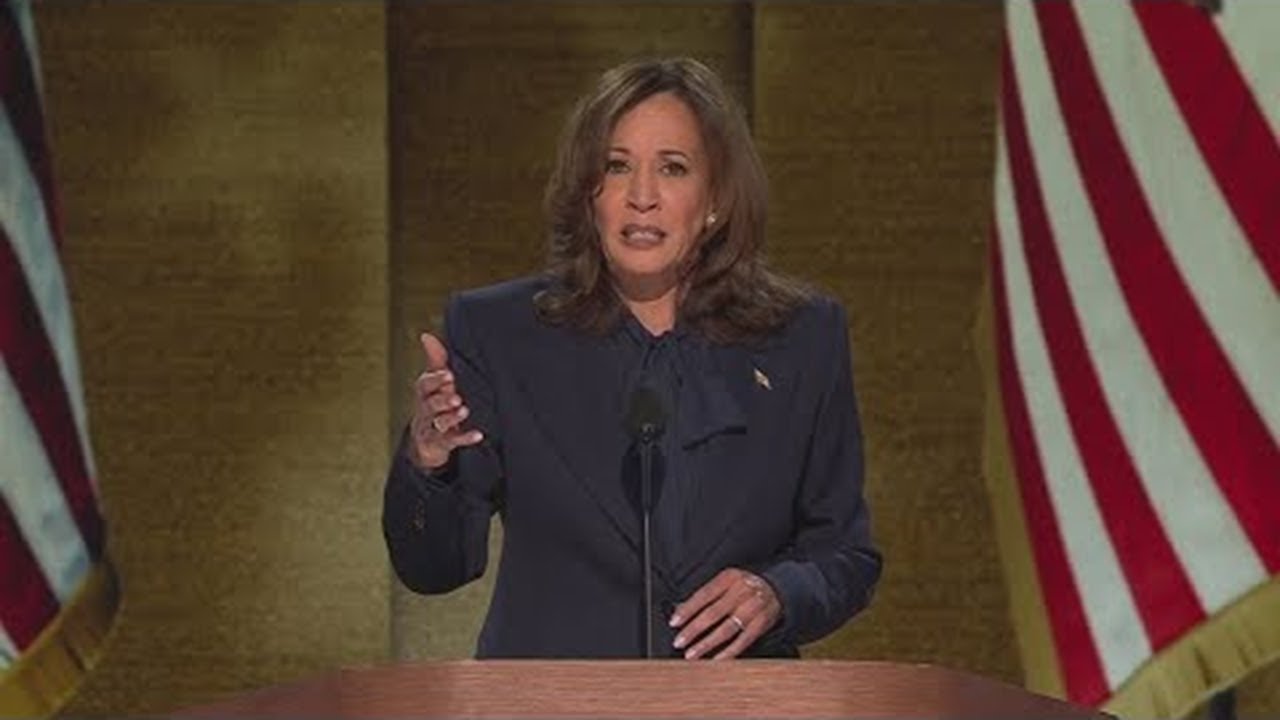 Kamala Harris slams Donald Trump during DNC acceptance speech - YouTube